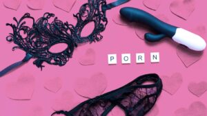 Schriftzug „PORN“ als visuelles Symbol für gesellschaftliche Klischees und Vorurteile über Sexualität, stellvertretend für die Abgrenzung zwischen realer Lust und medialen Darstellungen.
